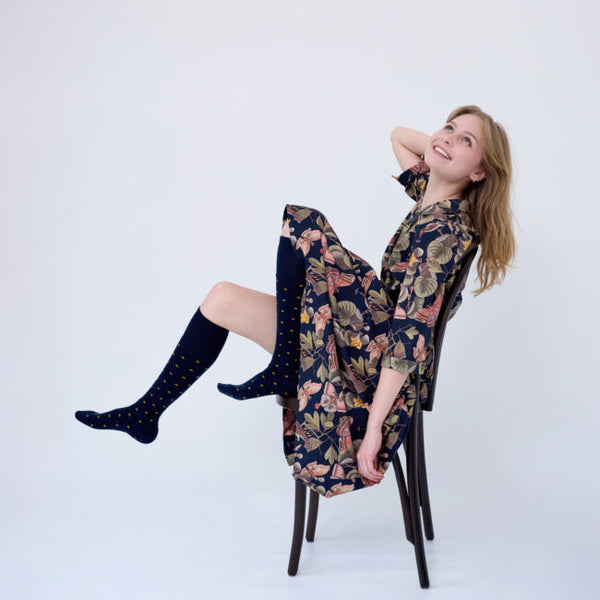TIGHTOLOGY - DOTTY COTTON LONG SOCKS