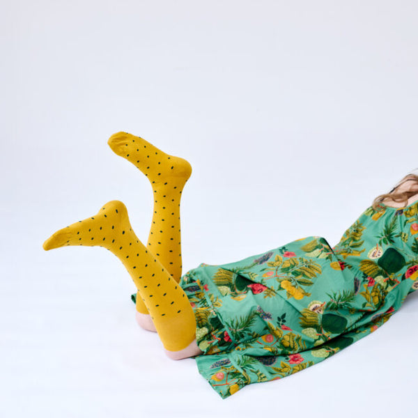 TIGHTOLOGY - DOTTY COTTON LONG SOCKS