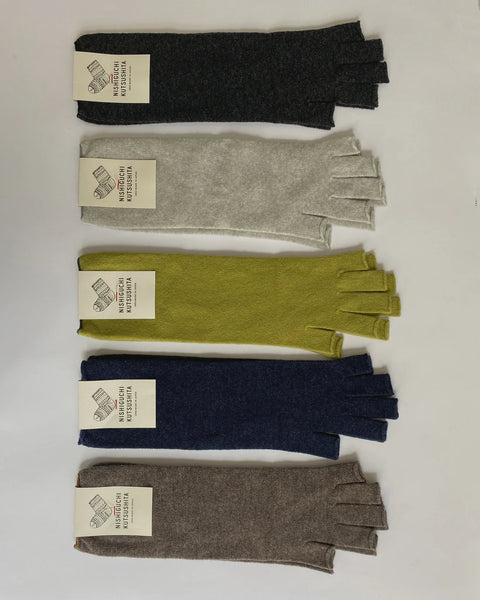 NISHIGUCHI KUTSUSHITA - Teni Merino Wool Hand Gloves