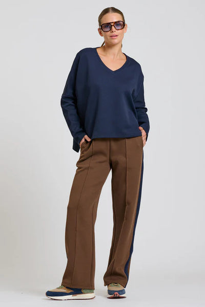 EST - The Lola Pant - Chocolate With Navy Stripe
