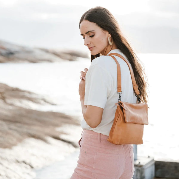 DUSKY ROBIN - DELPHI BAG