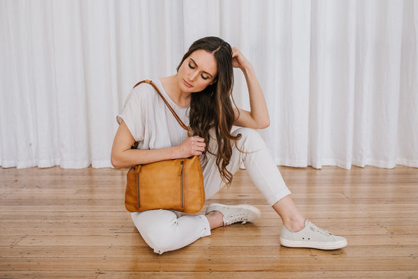 DUSKY ROBIN - POPPY BAG